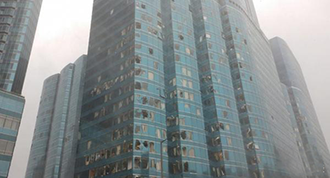 香港幕墙玻璃被台风吹落与幕墙预埋件密不可分
